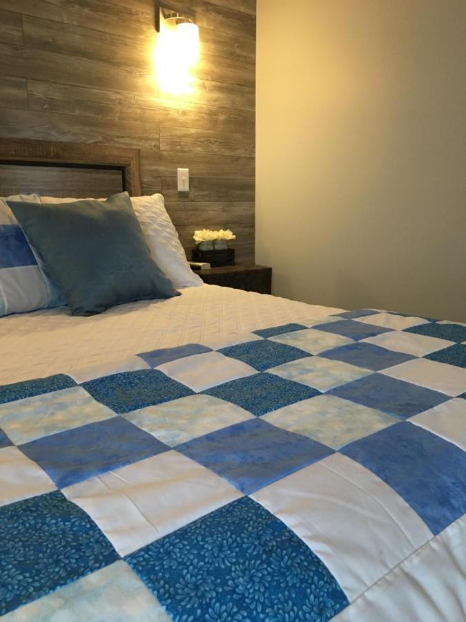 Raleigh Rooms & Taylor'S Crafts מראה חיצוני תמונה